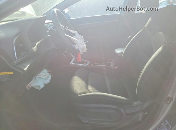 KMHD74LF6JU453209 2018 HYUNDAI ELANTRA Gray Widok wnętrza z przodu