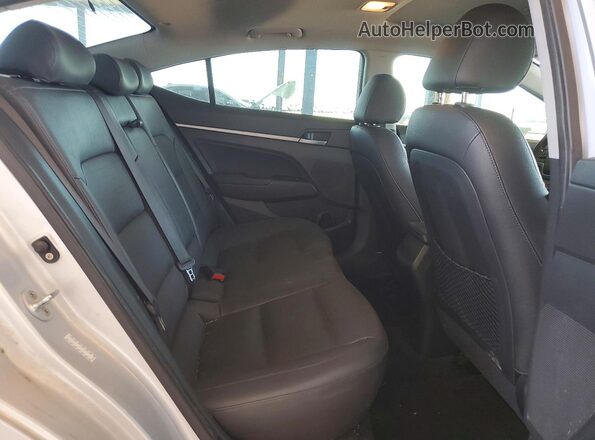 KMHD84LF0HU174779 2017 HYUNDAI ELANTRA Silver Rear seats view