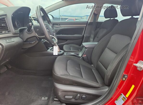 KMHD84LF1HU377311 2017 HYUNDAI ELANTRA Red Սալոնի դիմացի տեսք