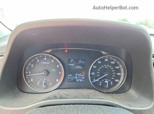 KMHD84LF7HU059869 2017 HYUNDAI ELANTRA Серебряный Вид щитка приборов