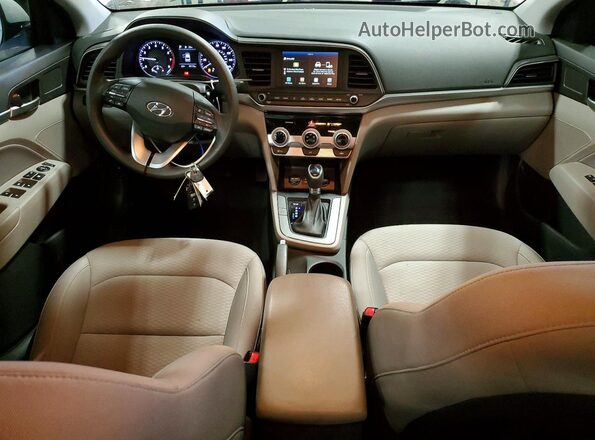 KMHD84LF7KU773220 2019 HYUNDAI ELANTRA Silver Dashboard view