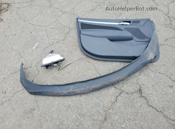 KMHD84LF9KU762834 2019 HYUNDAI ELANTRA Silver Engine compartment view