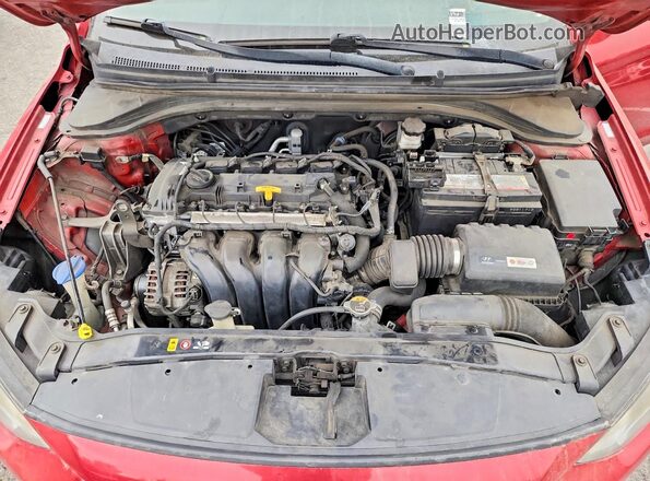 KMHD84LFXHU188561 2017 HYUNDAI ELANTRA Red Widok wnętrza z tyłu