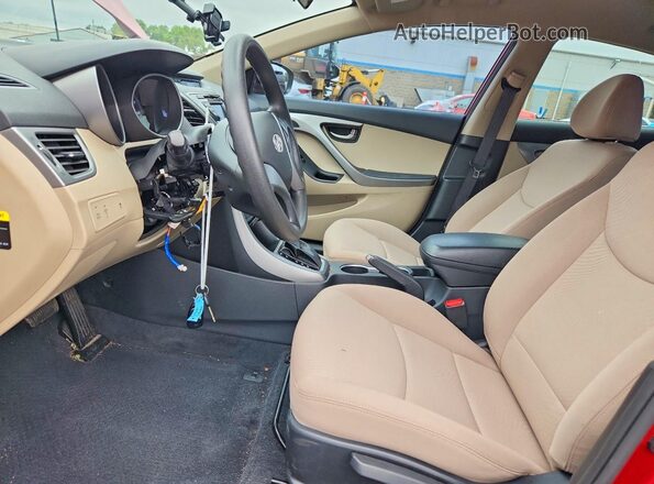 KMHDH4AE5GU515330 2016 HYUNDAI ELANTRA Red Front interior view