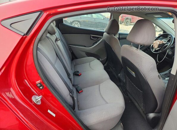 KMHDH4AE5GU544455 2016 HYUNDAI ELANTRA Red Հետևի նստատեղերի տեսք