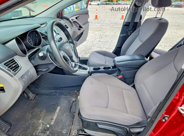 KMHDH4AE8GU544451 2016 HYUNDAI ELANTRA Red წინა სალონის ხედი
