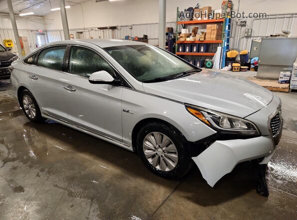 KMHE24L15HA054567 2017 HYUNDAI SONATA Silver Передня права чверть