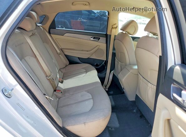 KMHE24L16GA009121 2016 HYUNDAI SONATA White უკანა სავარძლების ხედი