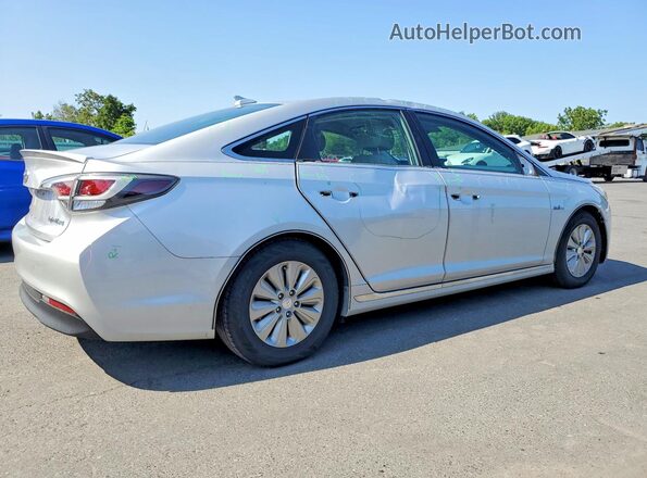 KMHE24L16GA036934 2016 HYUNDAI SONATA Silver Задня права чверть