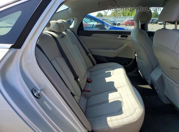 KMHE24L16GA036934 2016 HYUNDAI SONATA Silver Вид задніх сидінь