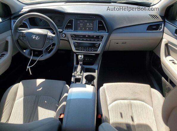 KMHE24L18HA060105 2017 HYUNDAI SONATA Gray Вид панелі приладів