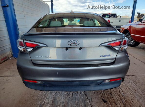 KMHE24L3XHA063427 2017 HYUNDAI SONATA Gray Vista trasera