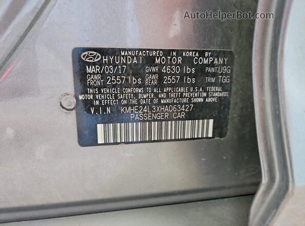 KMHE24L3XHA063427 2017 HYUNDAI SONATA Gray Vista del compartimento del motor