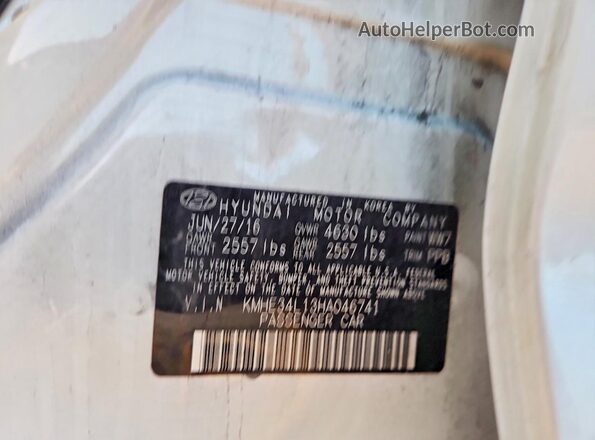 KMHE34L13HA046741 2017 HYUNDAI SONATA White Вид підкапотного простору