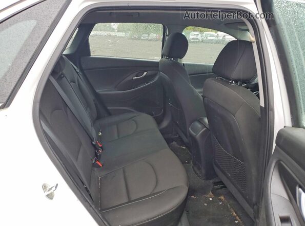 KMHH35LE1JU016924 2018 HYUNDAI ELANTRA White უკანა სავარძლების ხედი