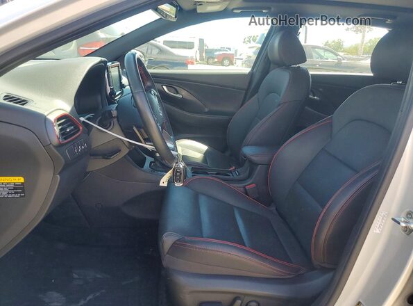 KMHH55LC2JU086814 2018 HYUNDAI ELANTRA Gray Front interior view