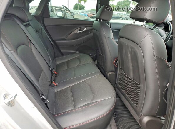 KMHH55LC7JU071449 2018 HYUNDAI ELANTRA Silver უკანა სალონის ხედი