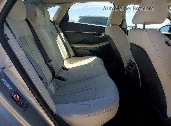 KMHL34JJ8MA027154 2021 HYUNDAI SONATA Silver Rear seats view