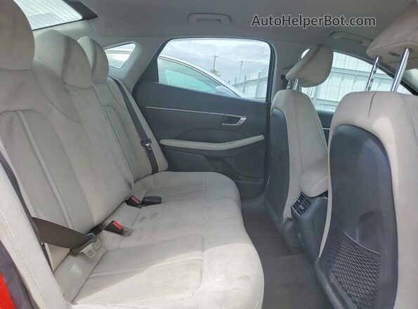 KMHL34JJ9LA011964 2020 HYUNDAI SONATA Red Widok tylnych siedzeń