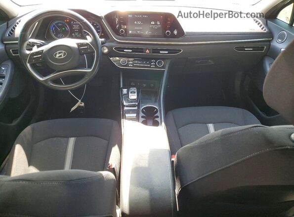 KMHL34JJXMA018570 2021 HYUNDAI SONATA Серебряный Вид панели приборов