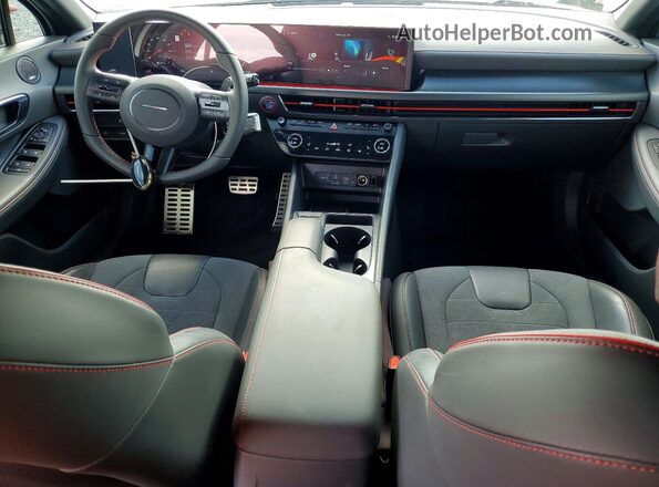 KMHL54JC9RA385303 2024 HYUNDAI SONATA Серебряный Вид панели приборов