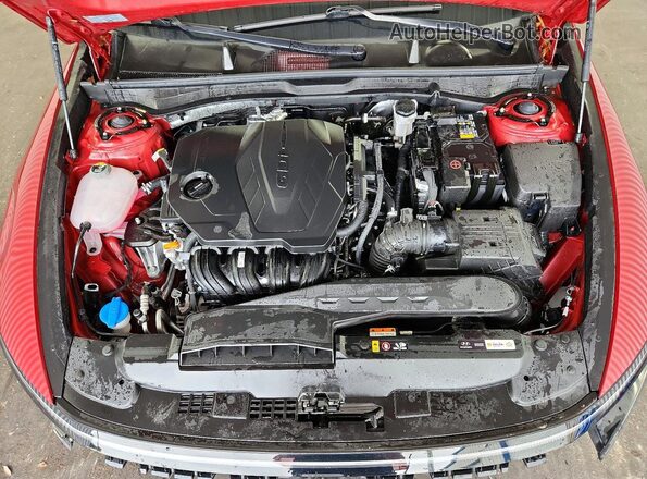 KMHL64JA6SA509352 2025 HYUNDAI SONATA Red Widok wnętrza z tyłu