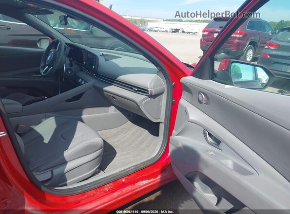 KMHLL4AG8MU162363 2021 HYUNDAI ELANTRA Красный Вид салона спереди