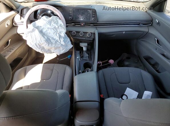 KMHLL4DG0RU666408 2024 HYUNDAI ELANTRA Silver Vista del salpicadero