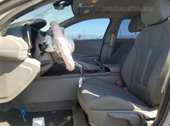 KMHLL4DG0RU666408 2024 HYUNDAI ELANTRA Silver Vista interior delantera