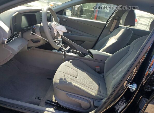 KMHLL4DG0TU116388 2026 HYUNDAI ELANTRA Black Widok wnętrza z przodu