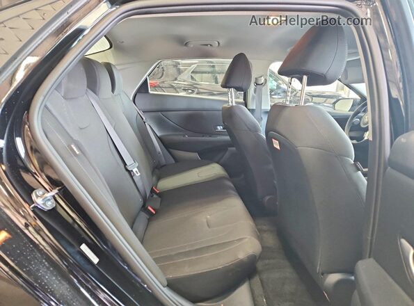 KMHLL4DG0TU185307 2026 HYUNDAI ELANTRA Black Rear seats view
