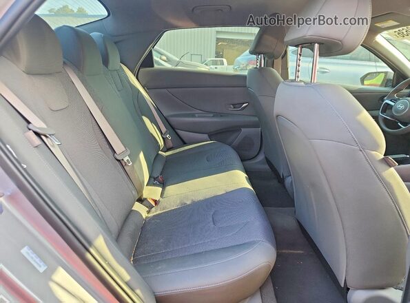 KMHLL4DG1SU040338 2025 HYUNDAI ELANTRA Gray უკანა სავარძლების ხედი