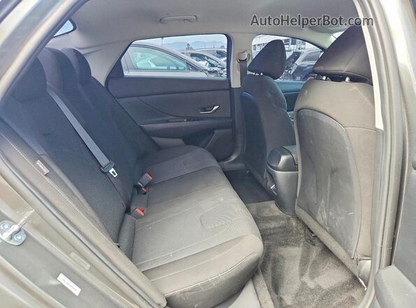 KMHLL4DG2SU093890 2025 HYUNDAI ELANTRA Gray Rear seats view