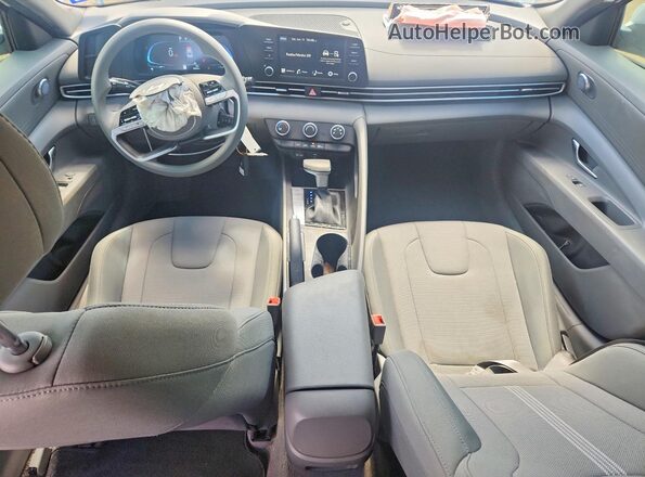 KMHLL4DG2SU903017 2025 HYUNDAI ELANTRA White წინა პანელის ხედი