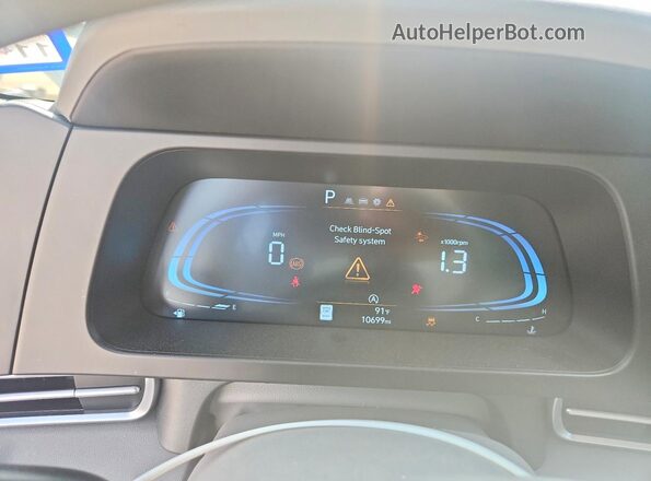 KMHLL4DG2SU903017 2025 HYUNDAI ELANTRA White ხელსაწყოთა პანელის ხედი