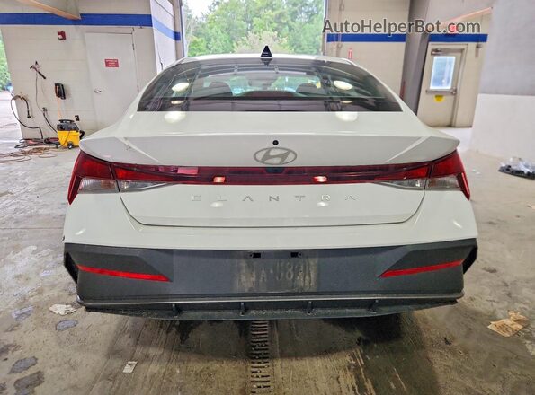 KMHLL4DG3SU070974 2025 HYUNDAI ELANTRA Белый Вид сзади