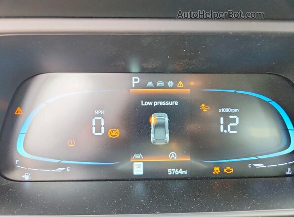 KMHLL4DG6TU170598 2026 HYUNDAI ELANTRA Black Սարքավորումների վահանակի տեսք