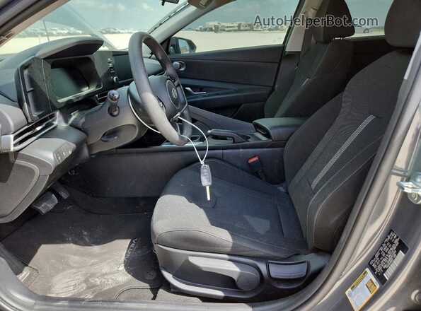 KMHLL4DG8RU815664 2024 HYUNDAI ELANTRA Gray Սալոնի դիմացի տեսք