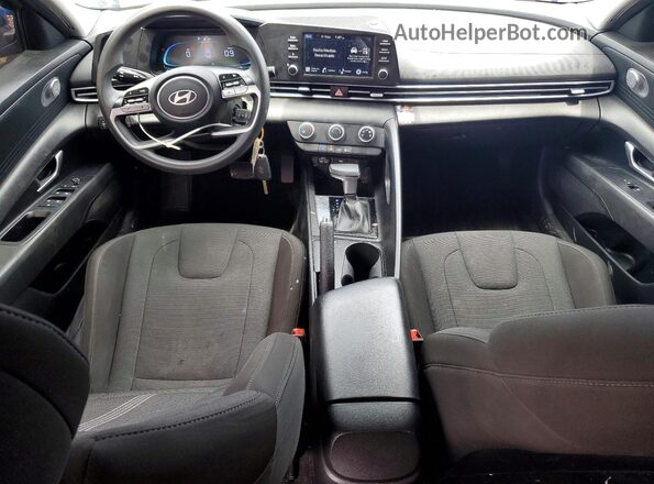 KMHLL4DG9RU763042 2024 HYUNDAI ELANTRA Blue Dashboard view