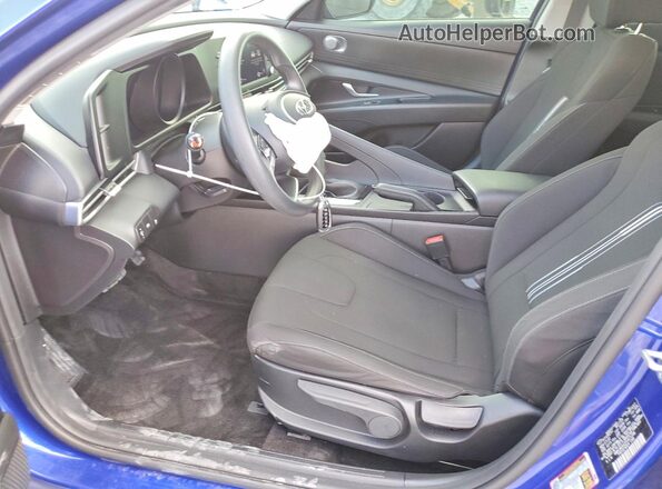 KMHLM4AG2PU471246 2023 HYUNDAI ELANTRA Blue Vista interior delantera