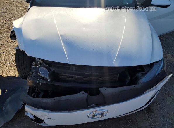 KMHLM4AG5PU600970 2023 HYUNDAI ELANTRA White Вид задньої частини салону