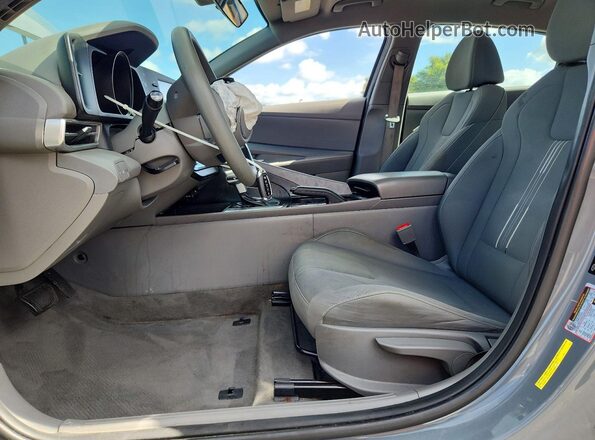 KMHLM4AG7NU356462 2022 HYUNDAI ELANTRA Gray Вид салону спереду