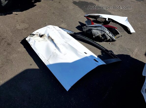 KMHLM4DG1RU676118 2024 HYUNDAI ELANTRA White Vista del compartimento del motor