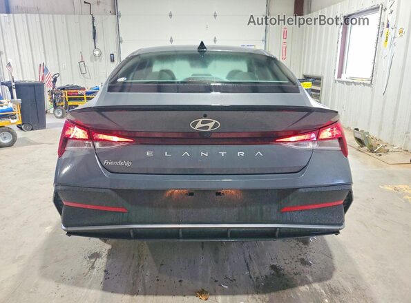 KMHLM4DG1TU179318 2026 HYUNDAI ELANTRA Gray Widok z tyłu