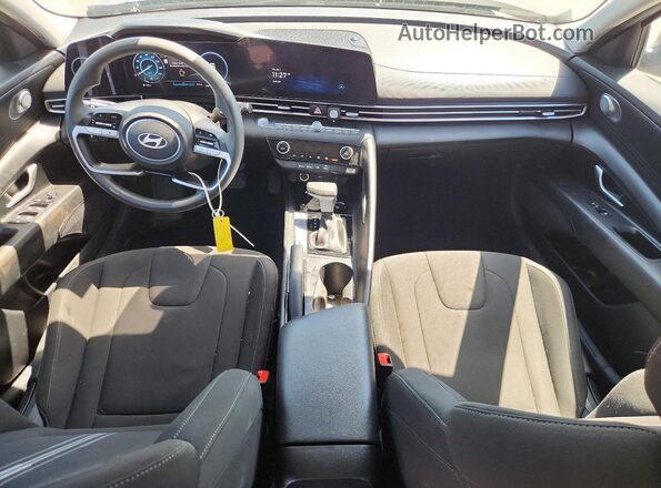 KMHLM4DG2RU647999 2024 HYUNDAI ELANTRA Gray Առջևի վահանակի տեսք