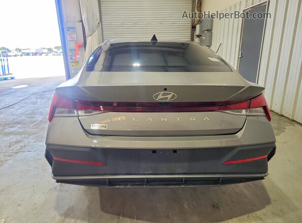 KMHLM4DG2RU737637 2024 HYUNDAI ELANTRA Gray Вид ззаду