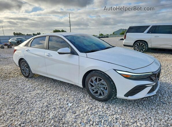 KMHLM4DG2RU808531 2024 HYUNDAI ELANTRA White Առջևի աջ