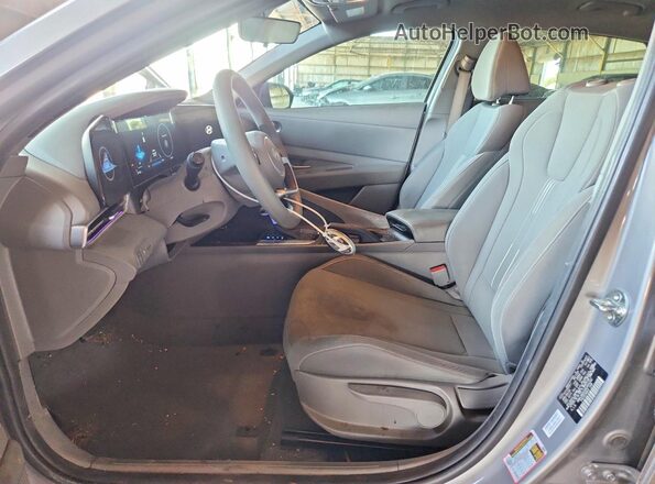 KMHLM4DG3RU804262 2024 HYUNDAI ELANTRA Gray Вид салону спереду