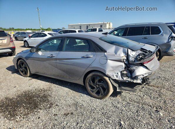 KMHLM4DG3TU118567 2026 HYUNDAI ELANTRA Silver Widok wnętrza 360 stopni