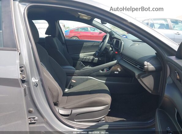 KMHLM4DG4TU279932 2026 HYUNDAI ELANTRA Серый Вид салона спереди